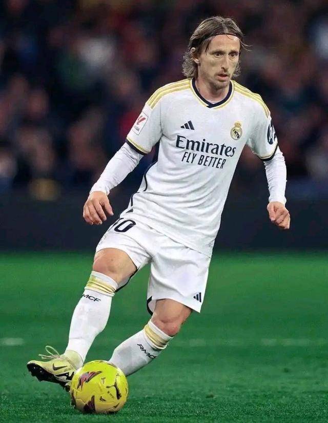 [亚冠]不敌横滨水手 上海海港仍晋级